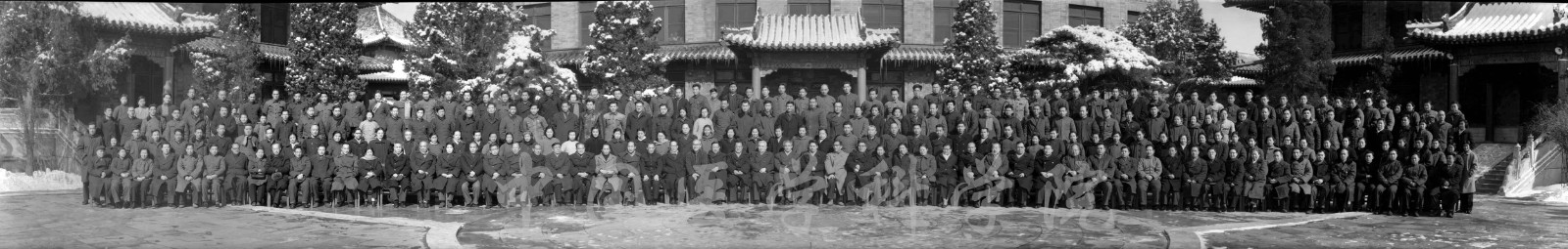 第三次黨代會合影1966年3月22日小1.jpg