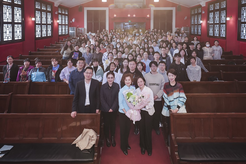 禮儀合影-1000.jpg
