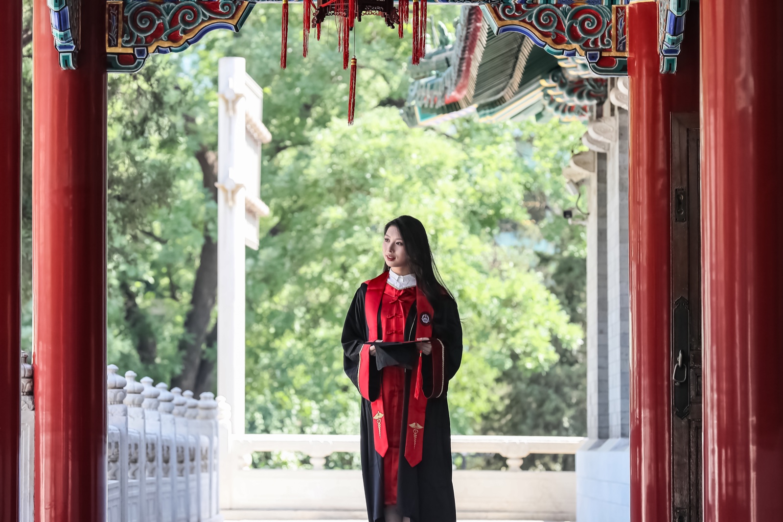 欄桿紅色.jpg