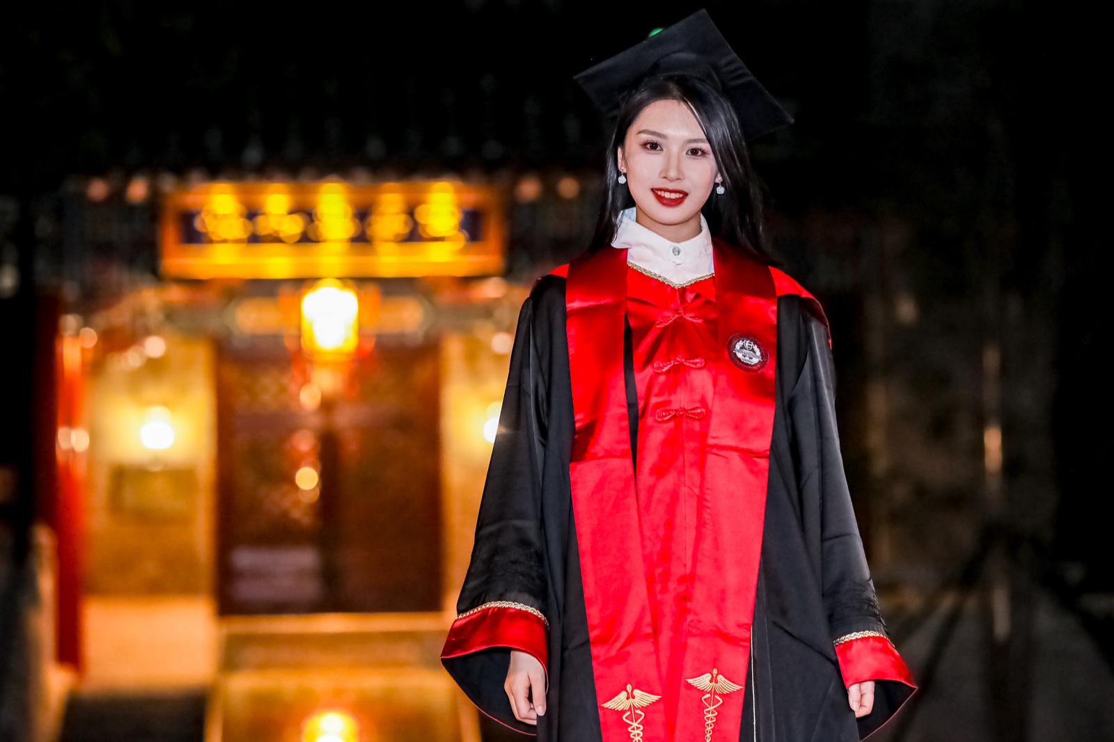 學位服細節.JPG