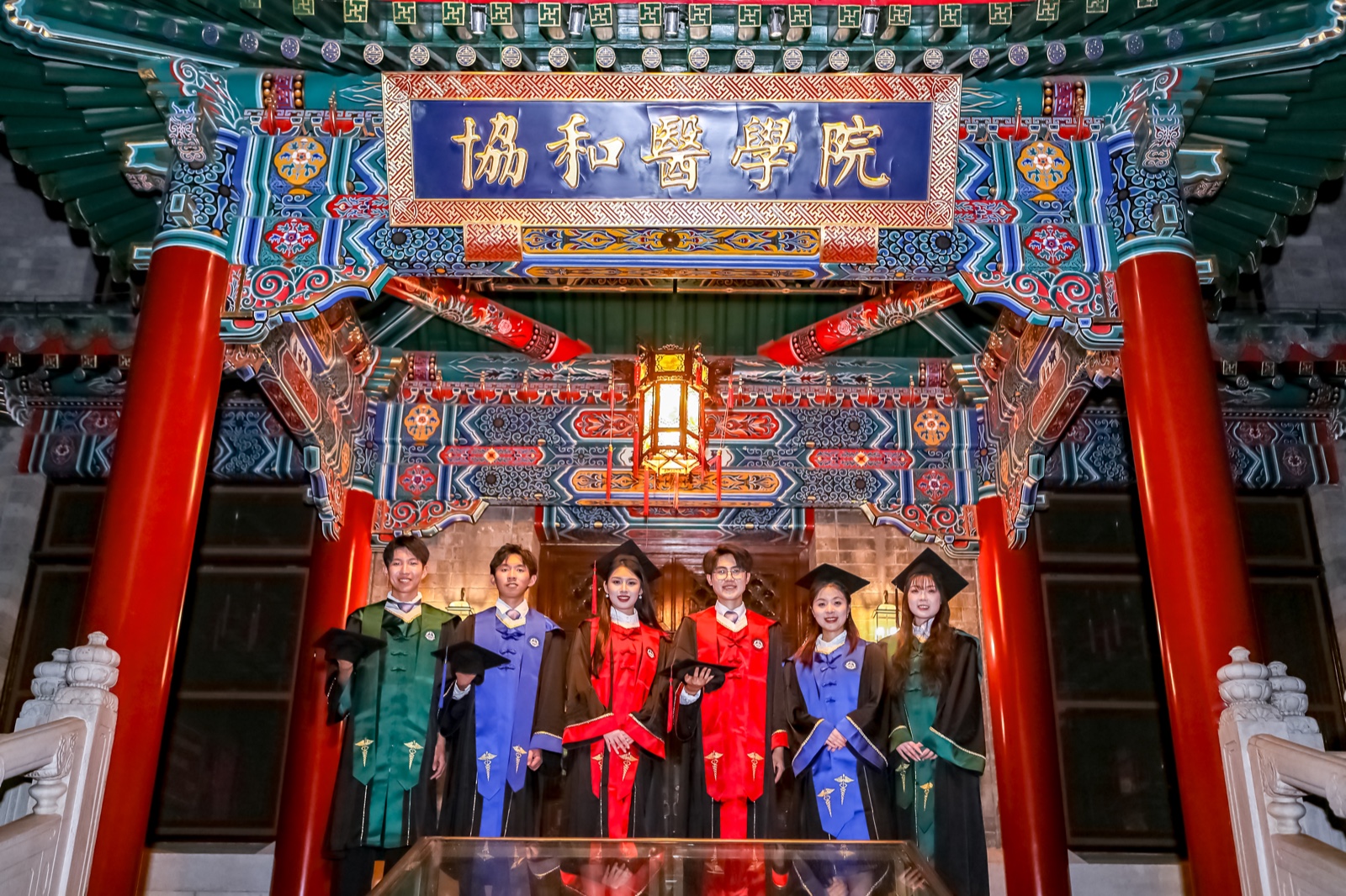 匾額夜景.jpg