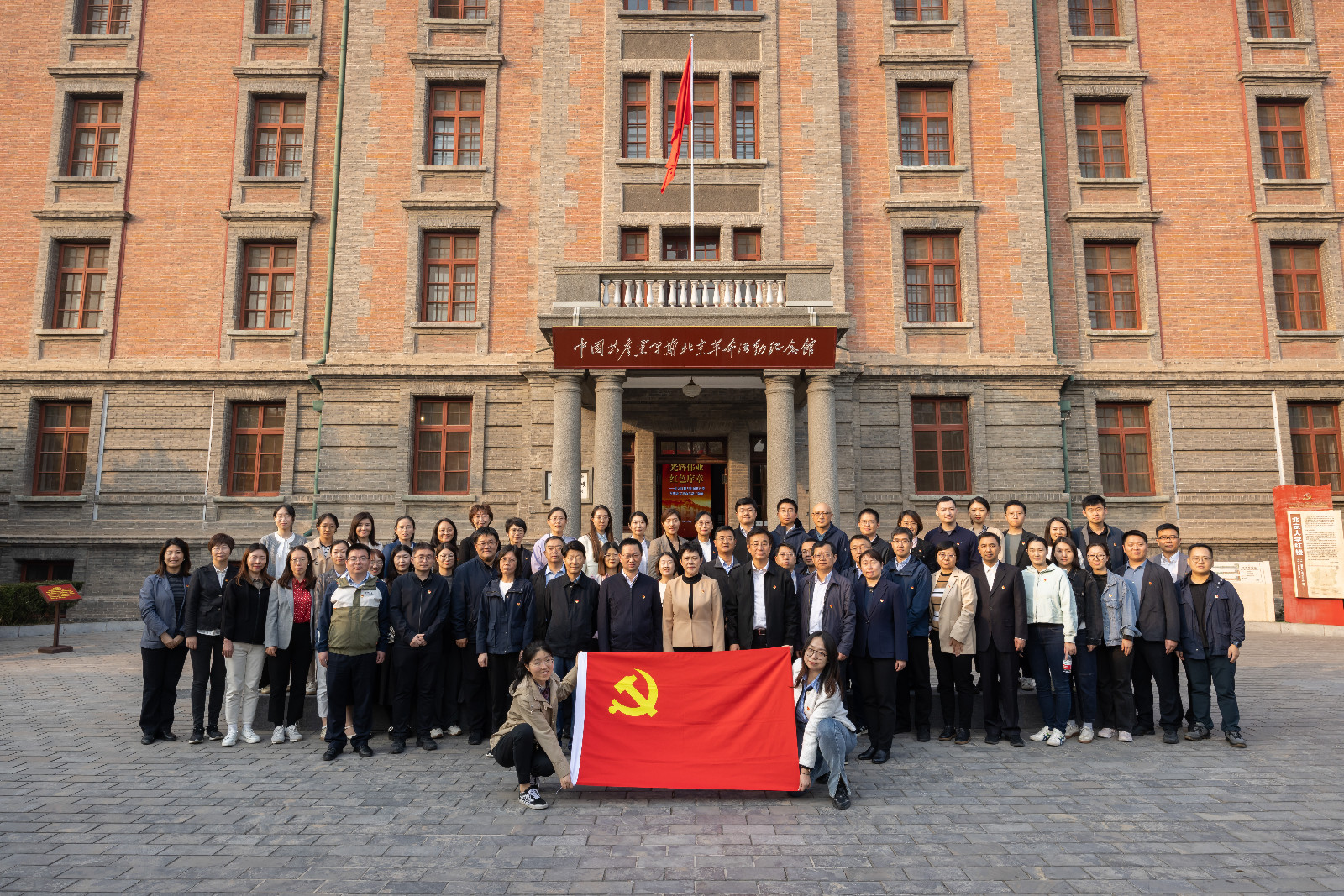 圖1.jpg