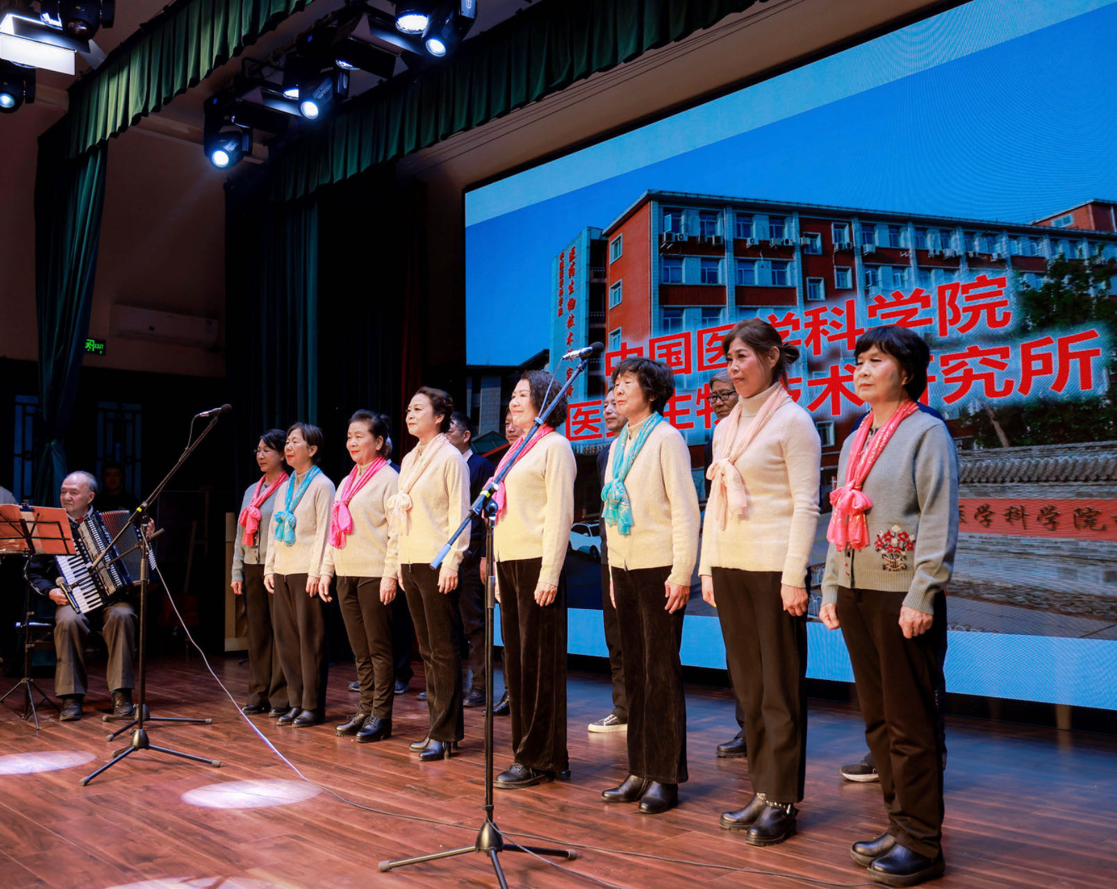 3.祖國不會忘記.jpg